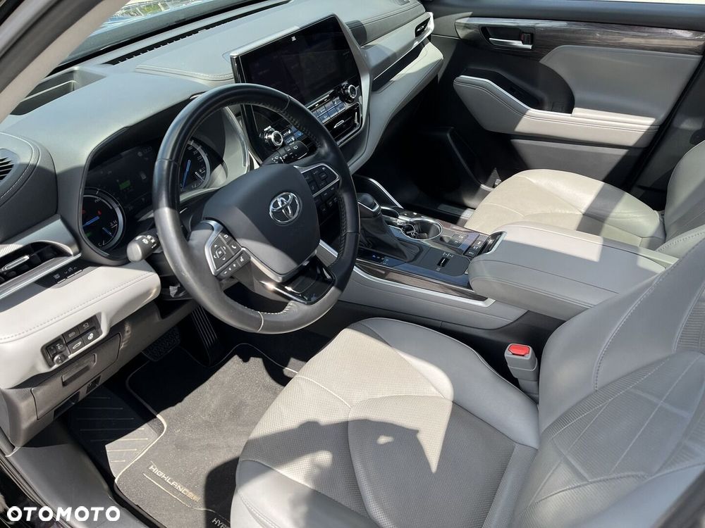 Toyota Highlander - 15
