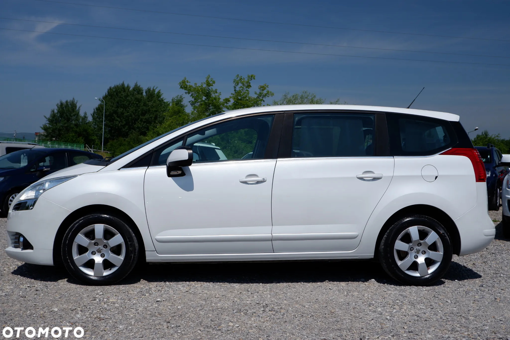 Peugeot 5008 HDI FAP 110 EGS6 Tendance - 36