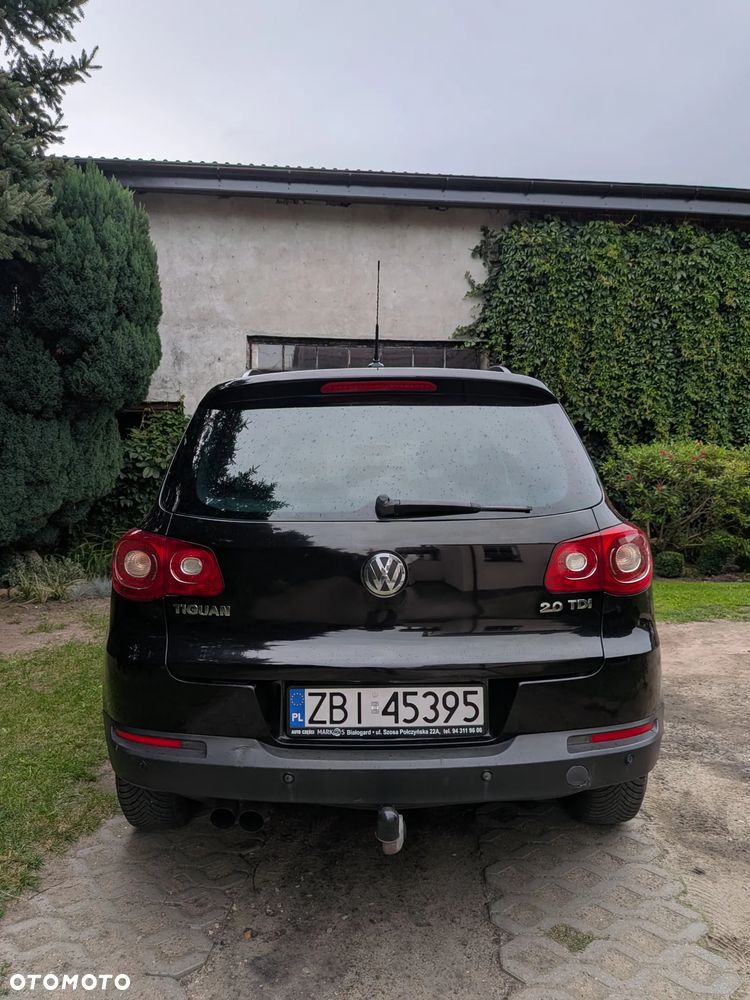 Volkswagen Tiguan - 2