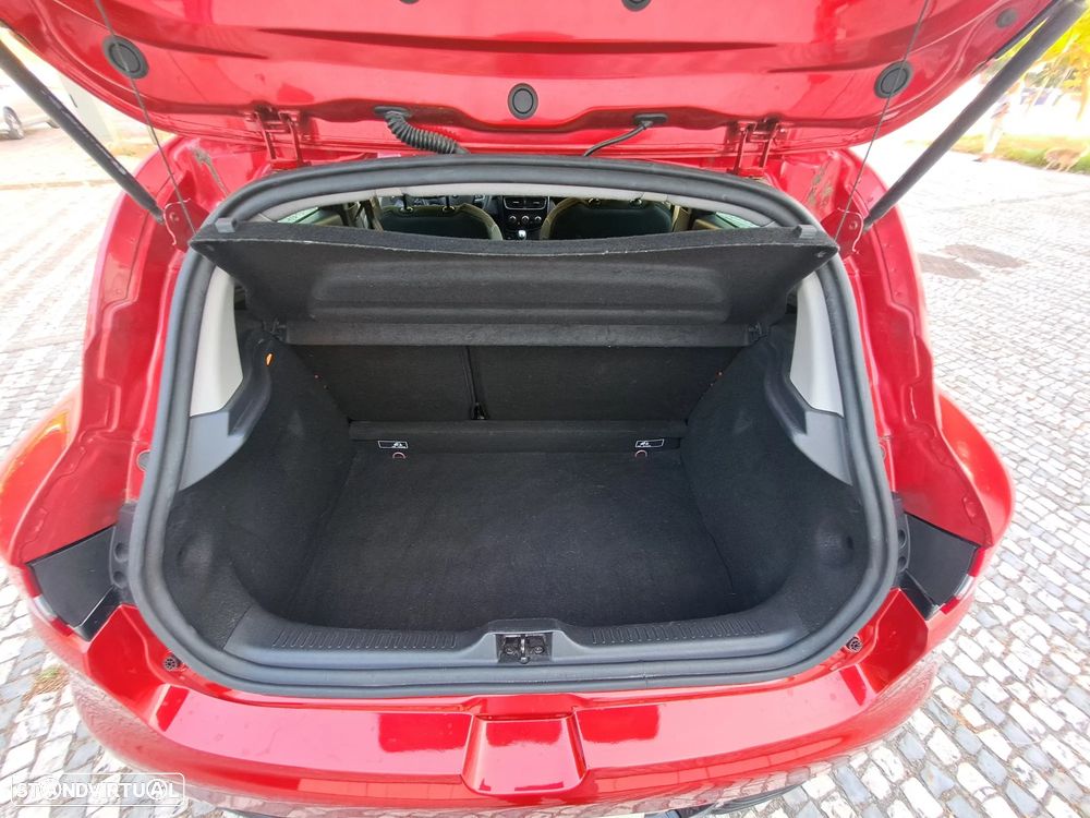 Renault Clio 1.5 dCi Limited EDition - 28