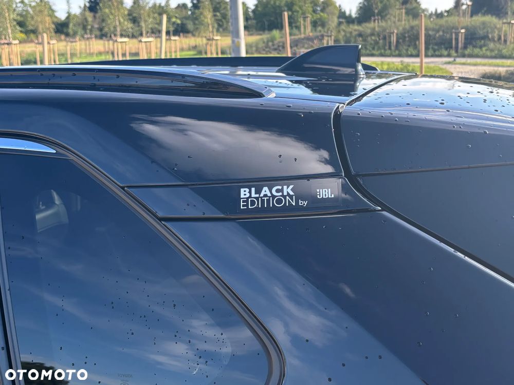Toyota RAV4 2.5 Hybrid Black Edition by JBL 4x4 - 10