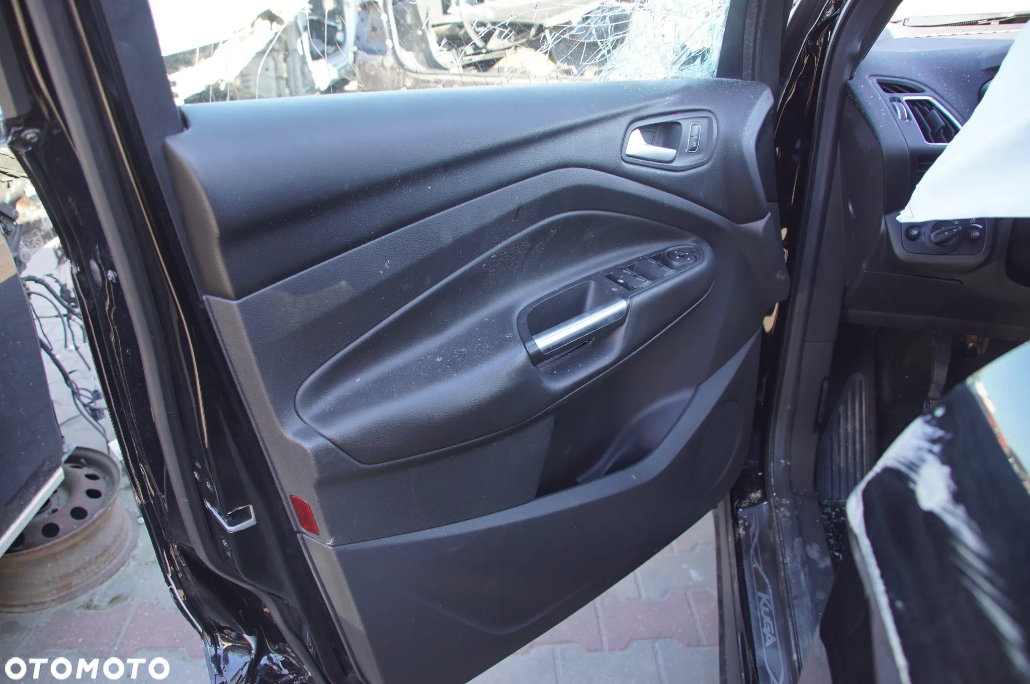 Auto na części - Ford Kuga MK2 2.0 TDCI 150 KM T7MA CMMT6 Shadow Black 2017R Drzwi Szyby Klapa Felgi Lampa Skrzynia Silnik - 16