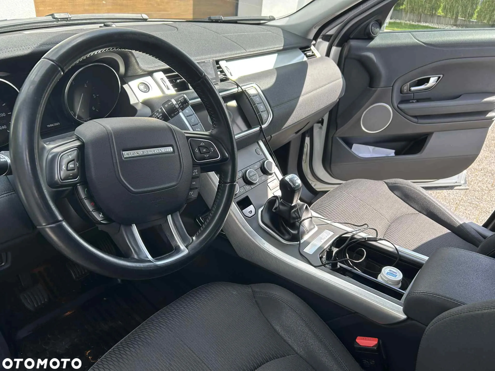 Land Rover Range Rover Evoque - 2