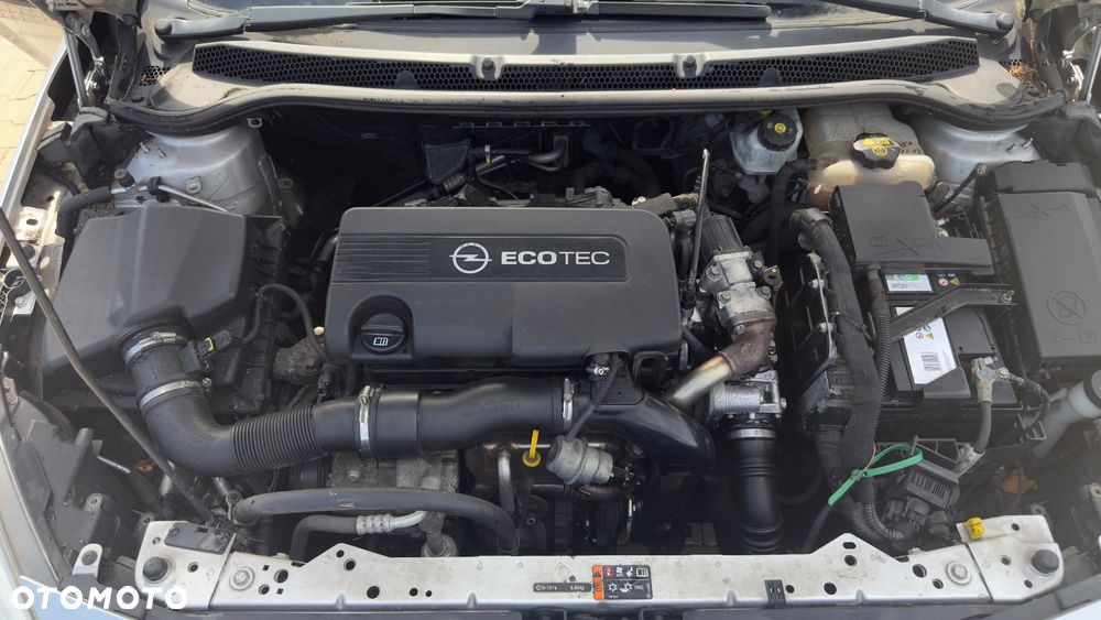 Opel Astra 1.7 CDTI DPF Color Edition - 26