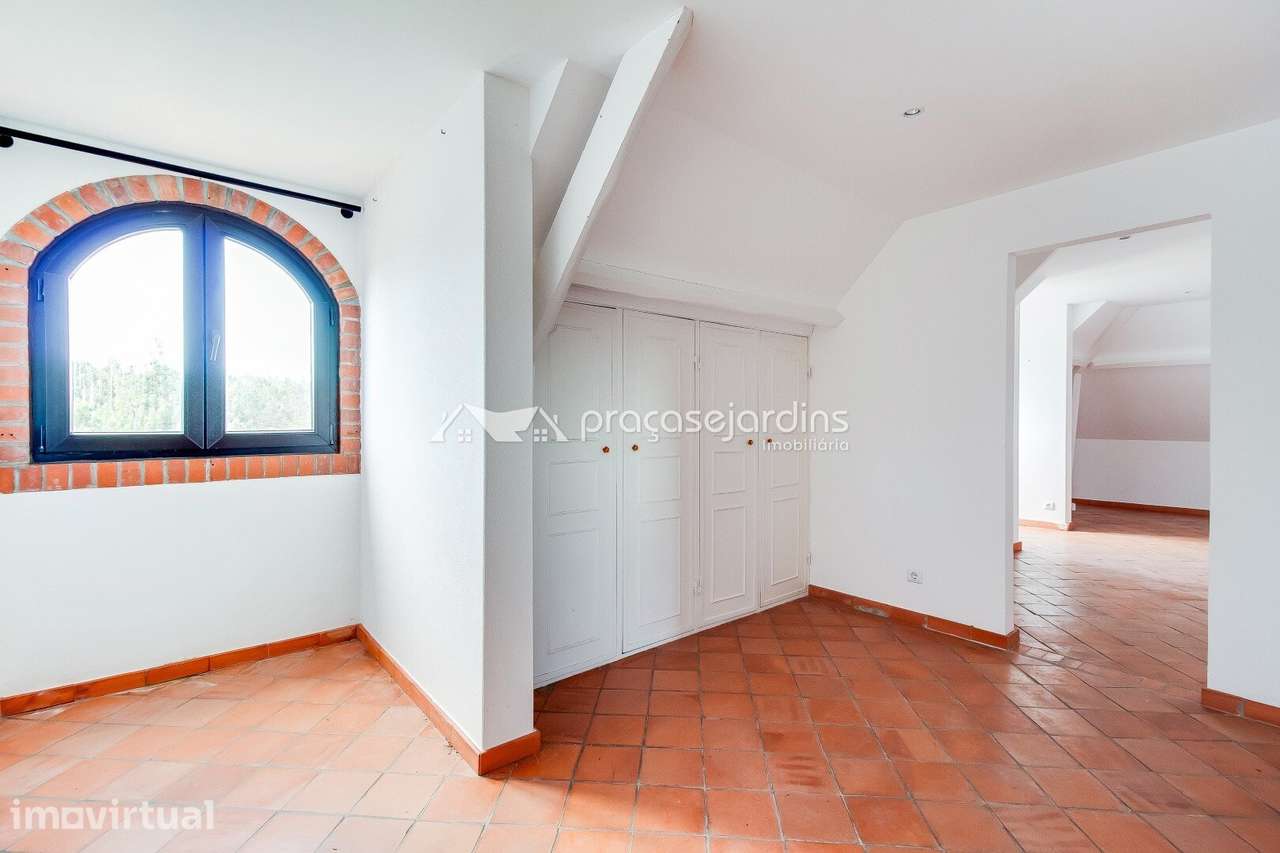 Moradia senhorial + 3 habitações em lote de 1.010 m² – luxo e priva... - Grande imagem: 3/58