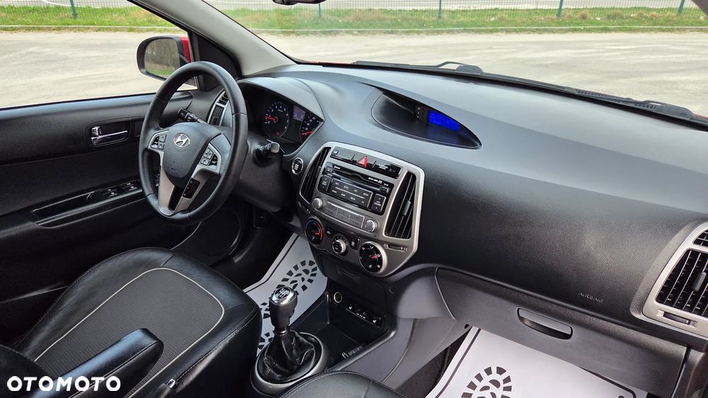 Hyundai i20 1.4 Comfort - 22