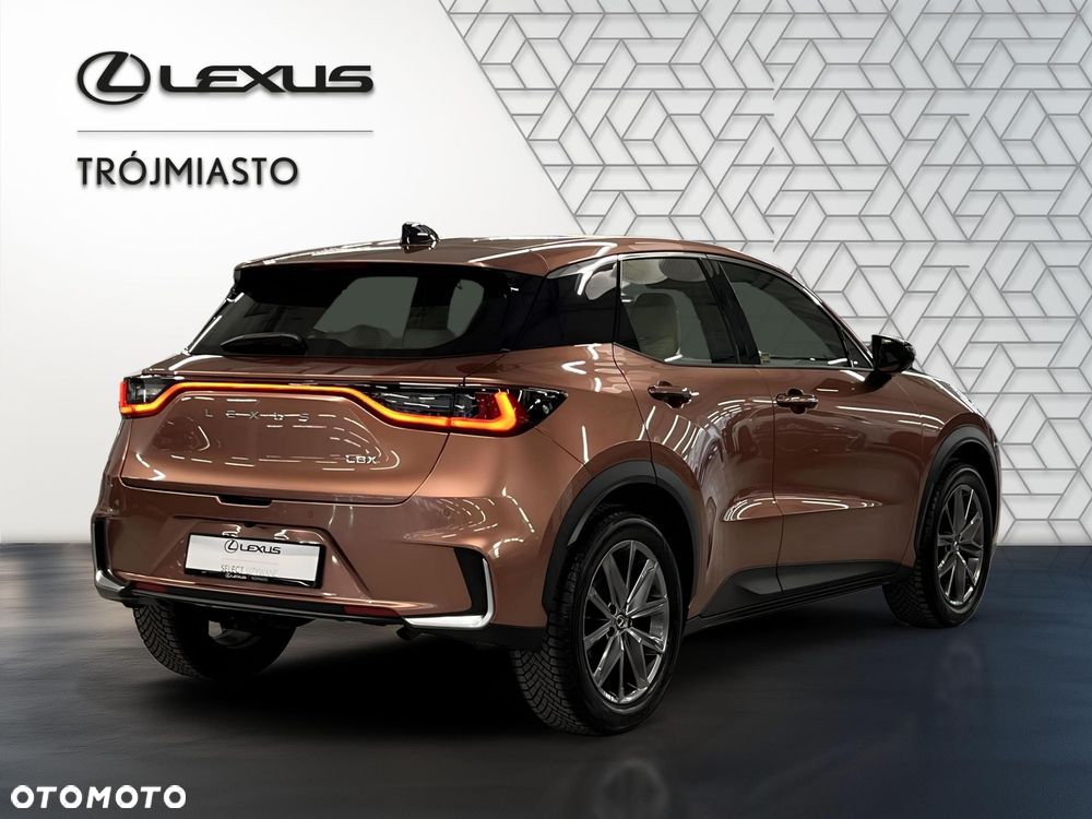Lexus LBX 1.5 Hybrid Elegant - 4