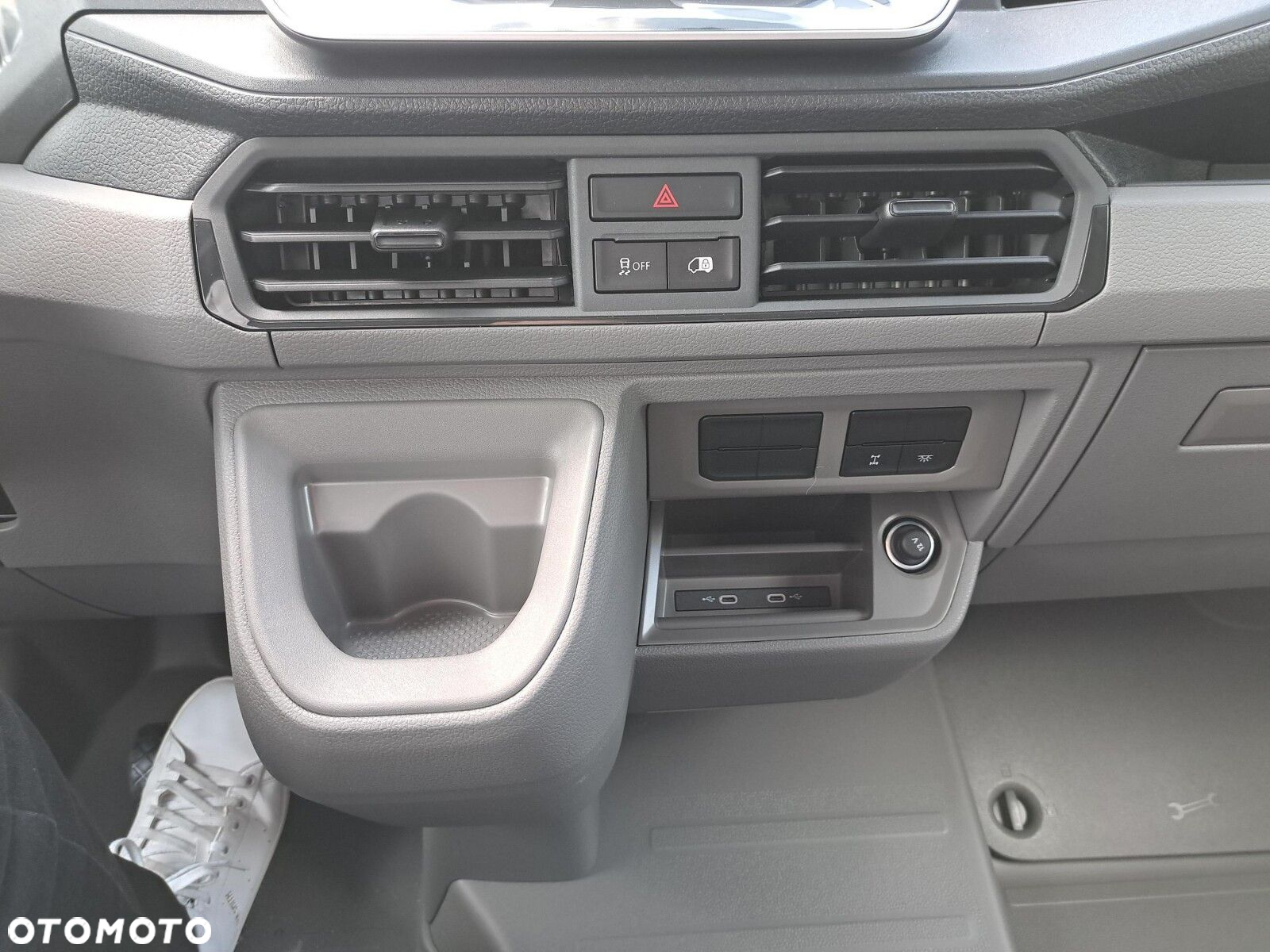 Volkswagen Crafter - 28