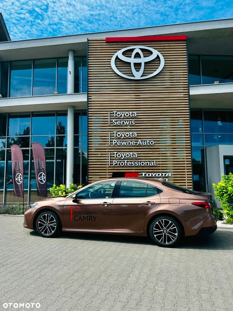 Toyota Camry 2.5 Hybrid Executive CVT - 9