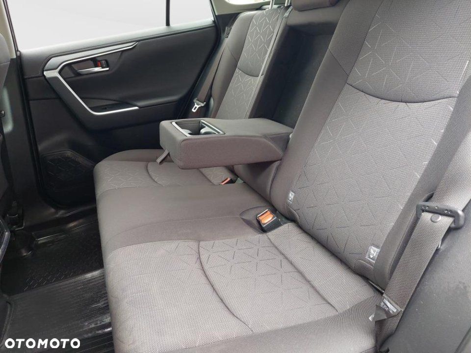 Toyota RAV4 - 13