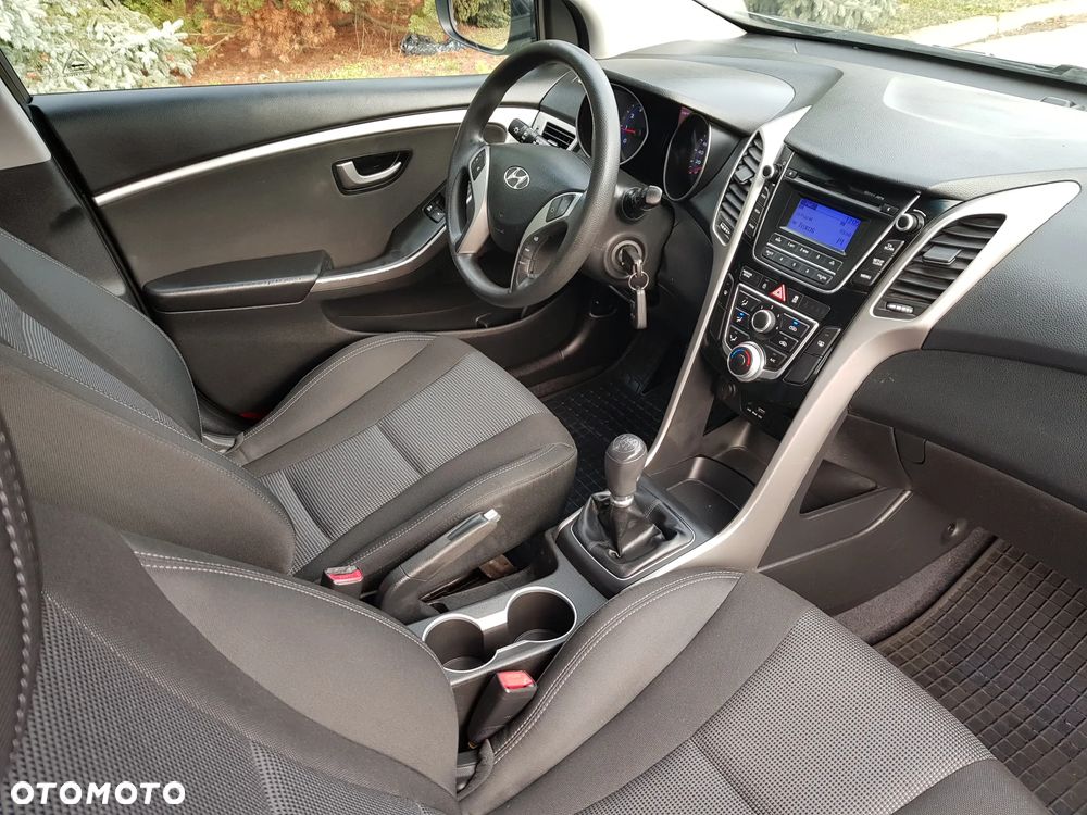 Hyundai i30 1.4 BlueDrive Run - 28