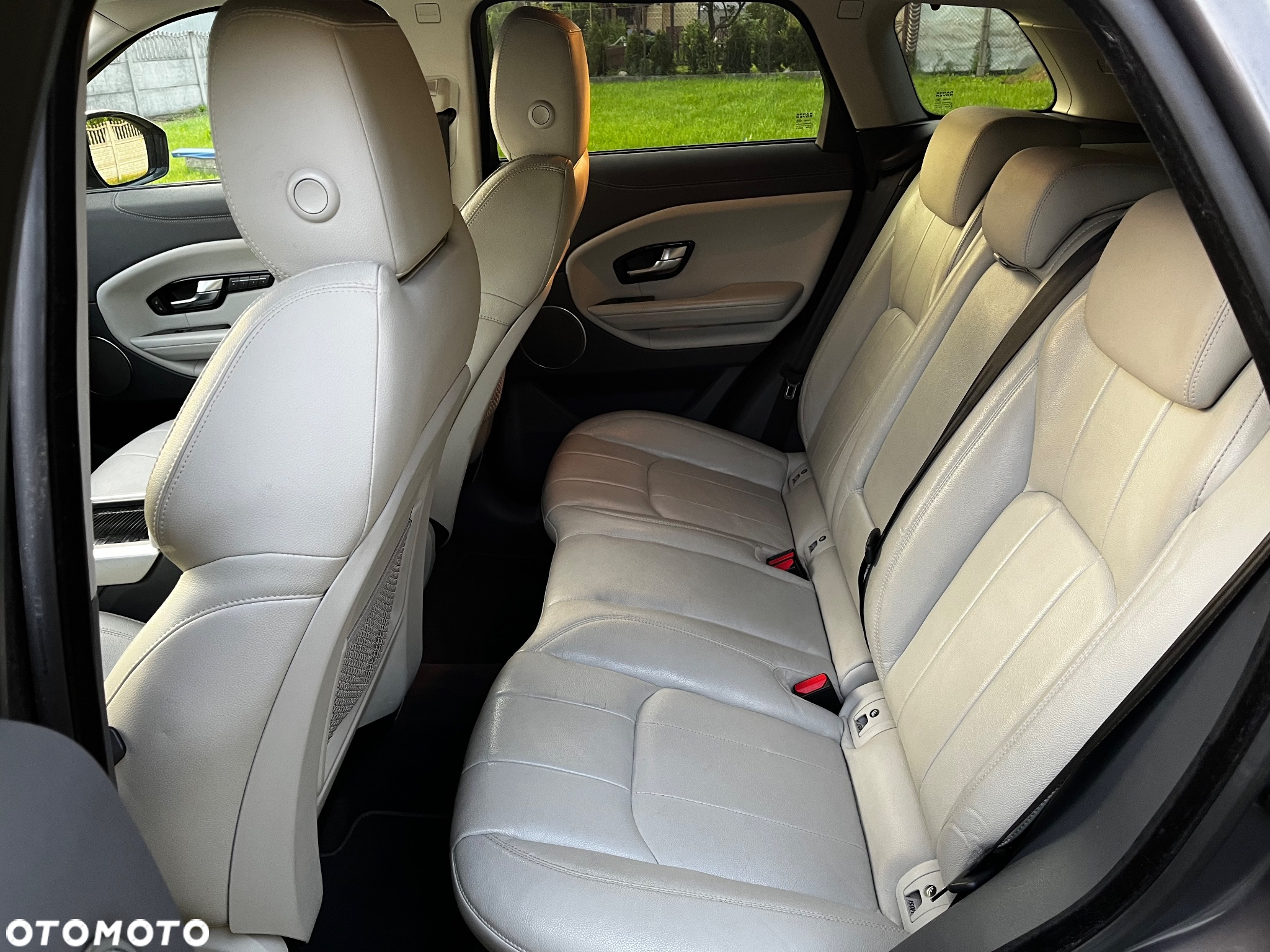 Land Rover Range Rover Evoque - 20