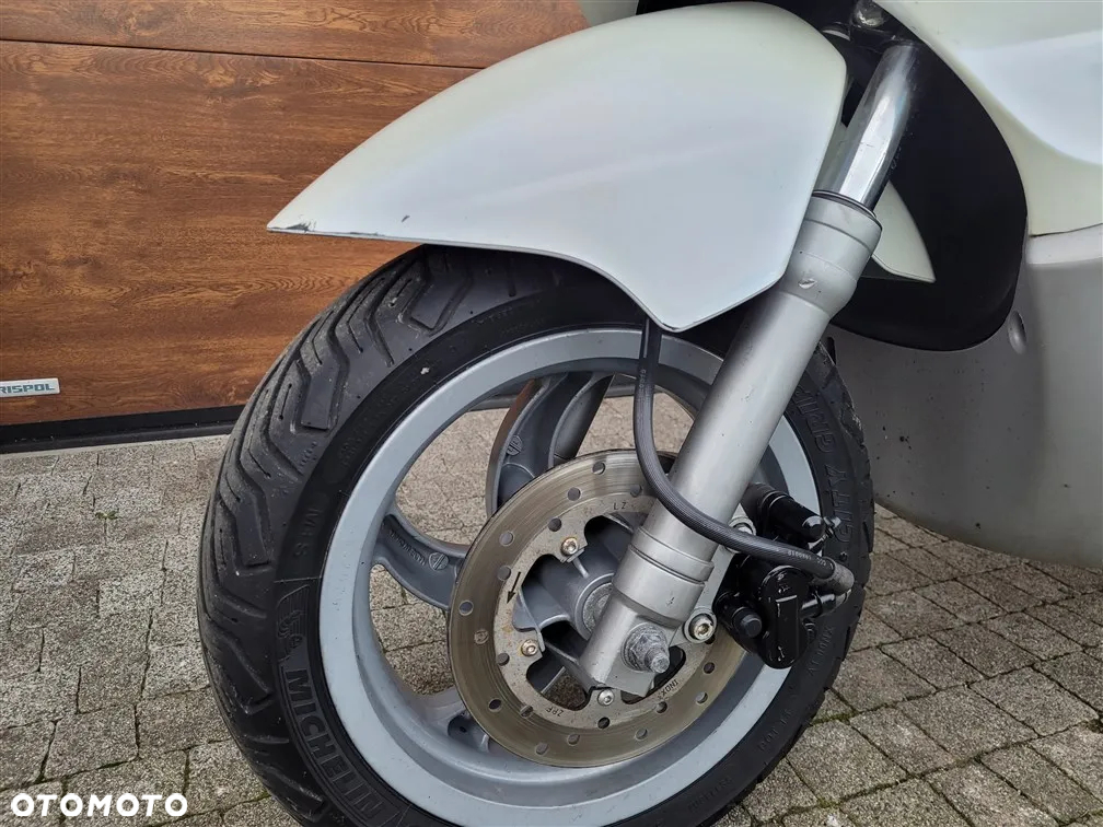 Piaggio FLY - 4