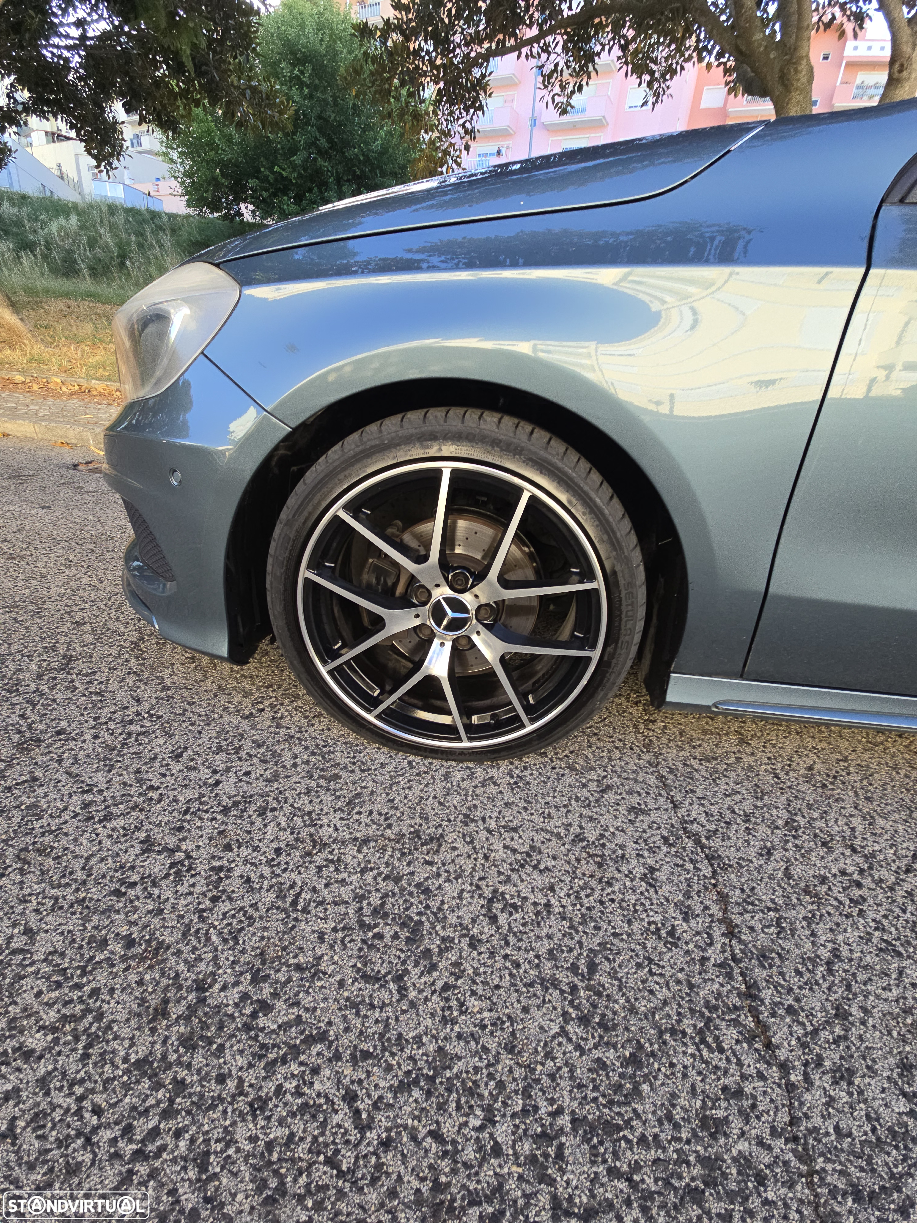 Mercedes-Benz A 200 CDI AMG Line - 33