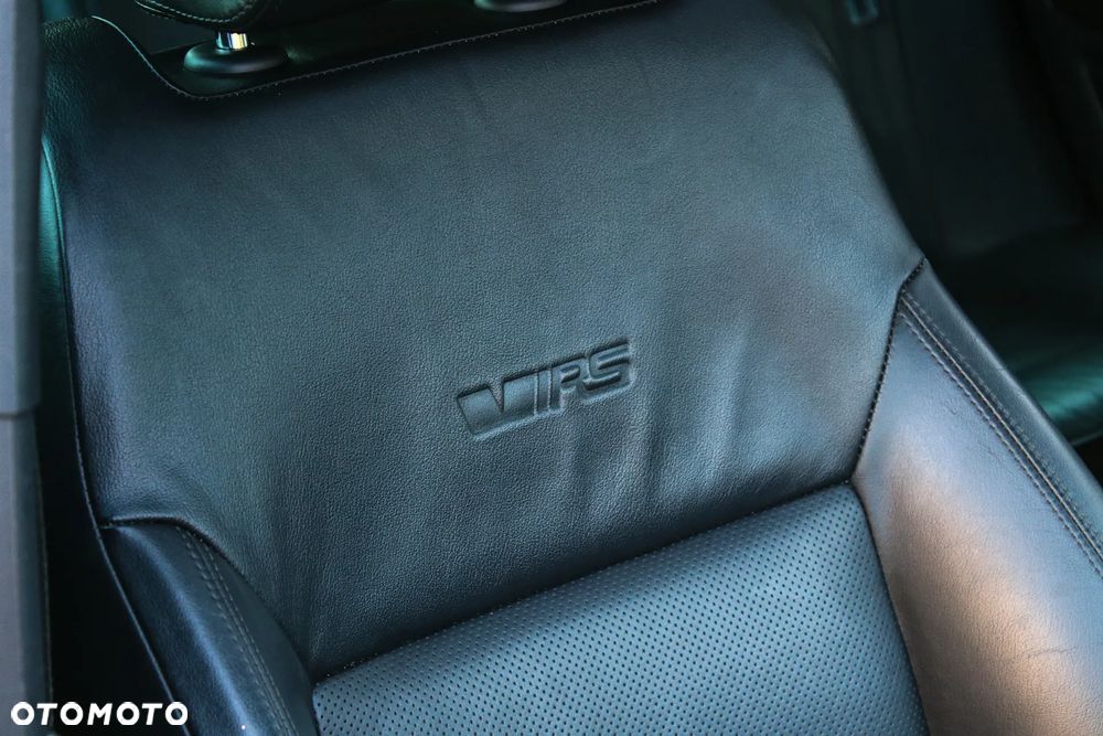 Skoda Octavia Combi 2.0 TDI CR DPF RS - 23