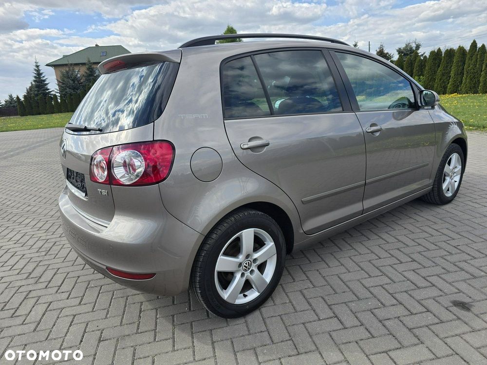 Volkswagen Golf Plus - 8