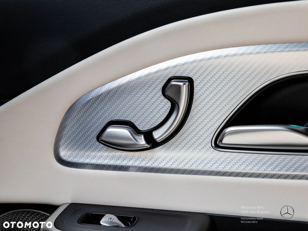 Mercedes-Benz CLA - 9
