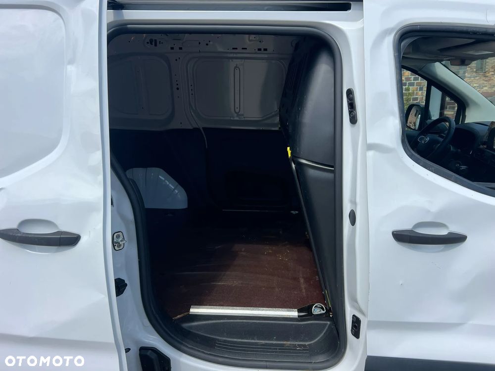 Toyota Proace City - 14