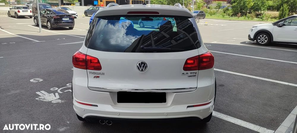 Volkswagen Tiguan - 19