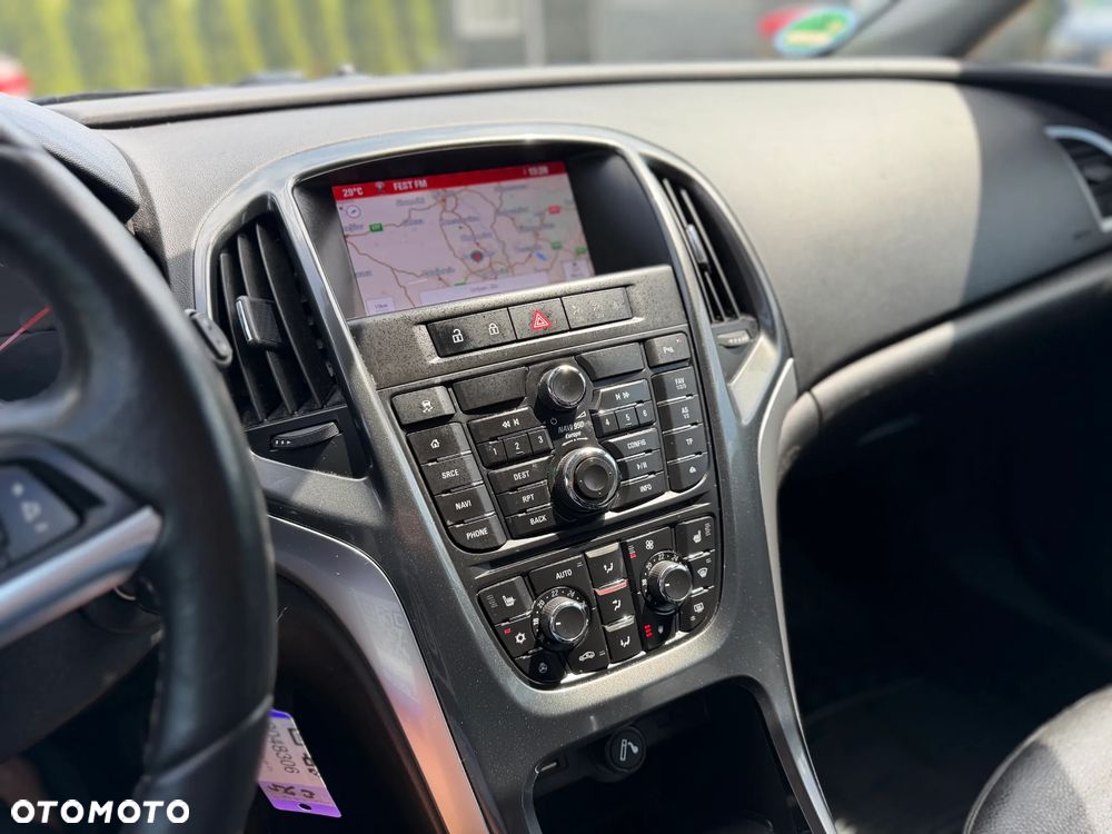 Opel Astra 2.0 CDTI DPF SportsTourer Exklusiv - 13