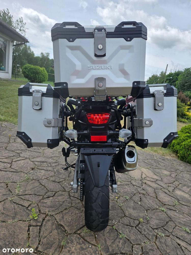 Suzuki V-STROM - 7