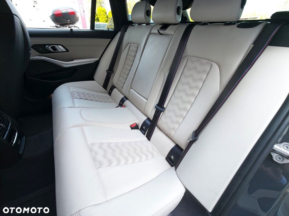 BMW M3 Competition xDrive sport - 10