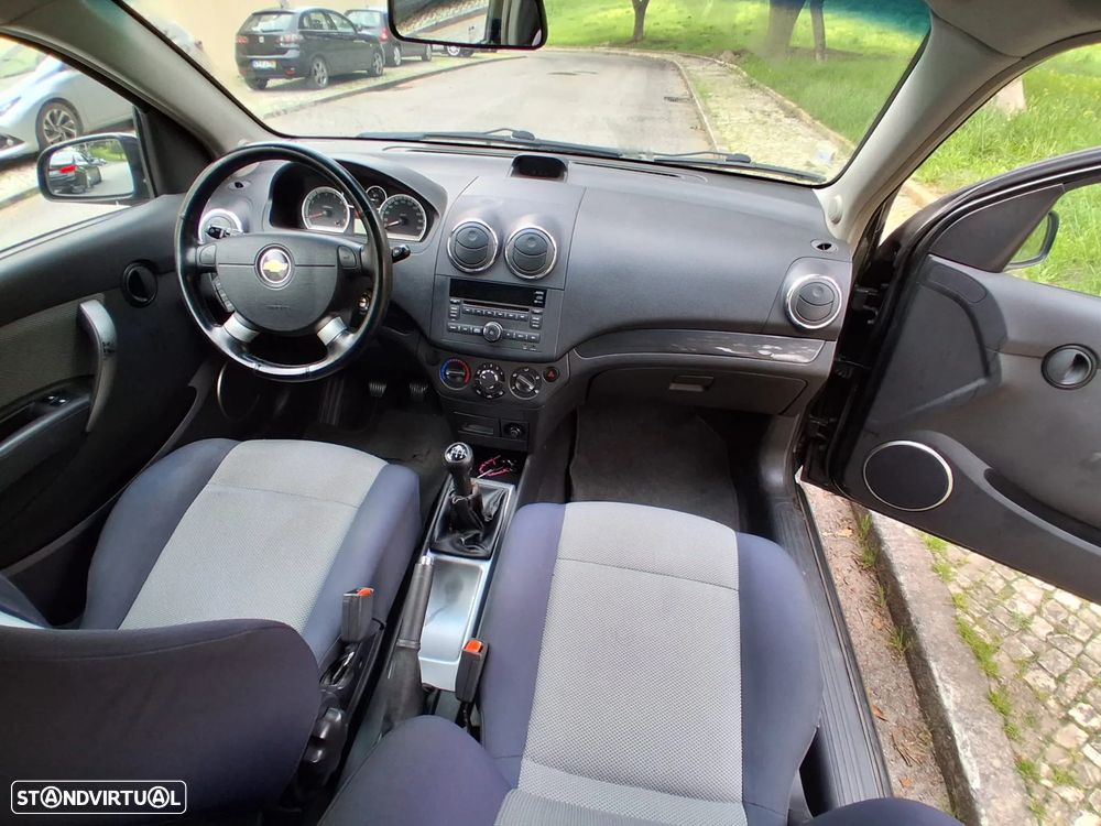 Chevrolet Aveo 1.2 LT - 20