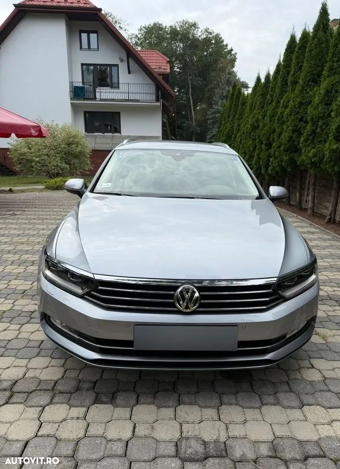 Volkswagen Passat Variant 2.0 TDI DSG Highline - 2