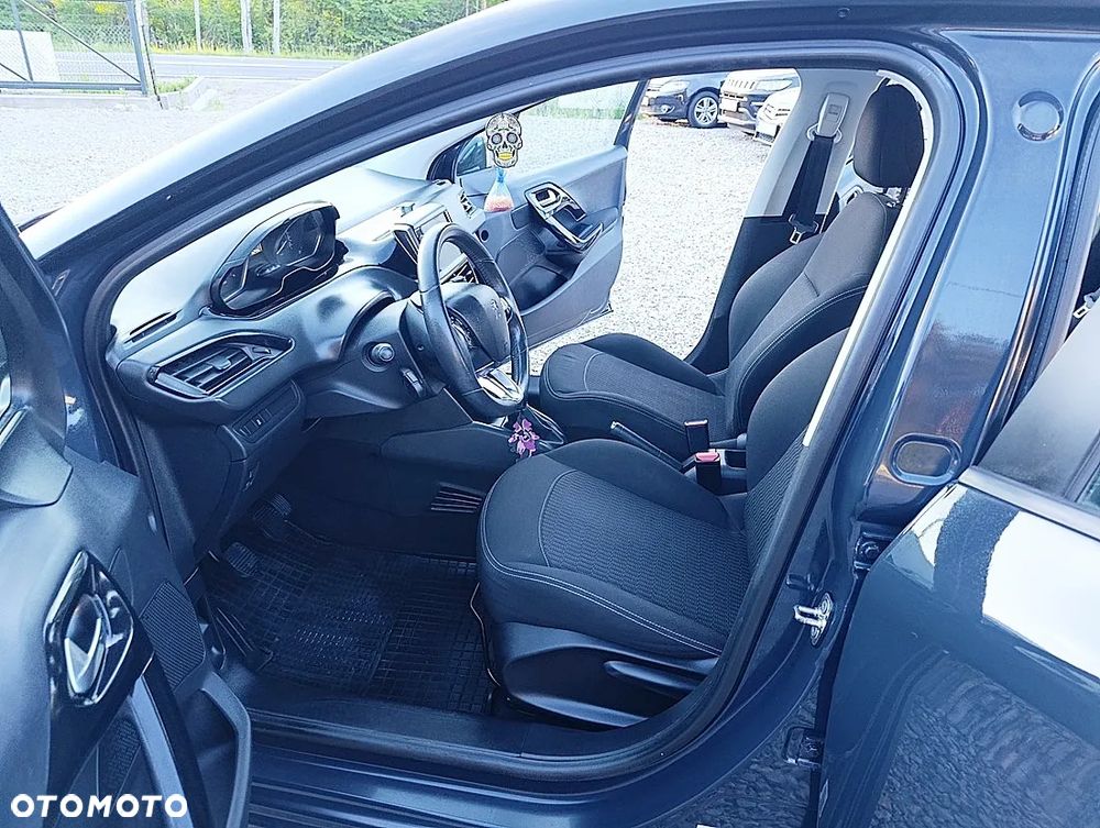 Peugeot 208 1.2 PureTech Access - 10