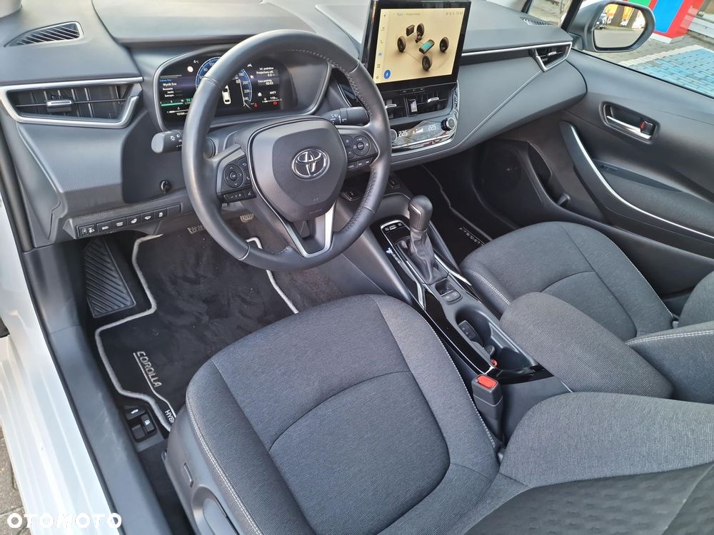 Toyota Corolla 1.8 Hybrid Style - 11