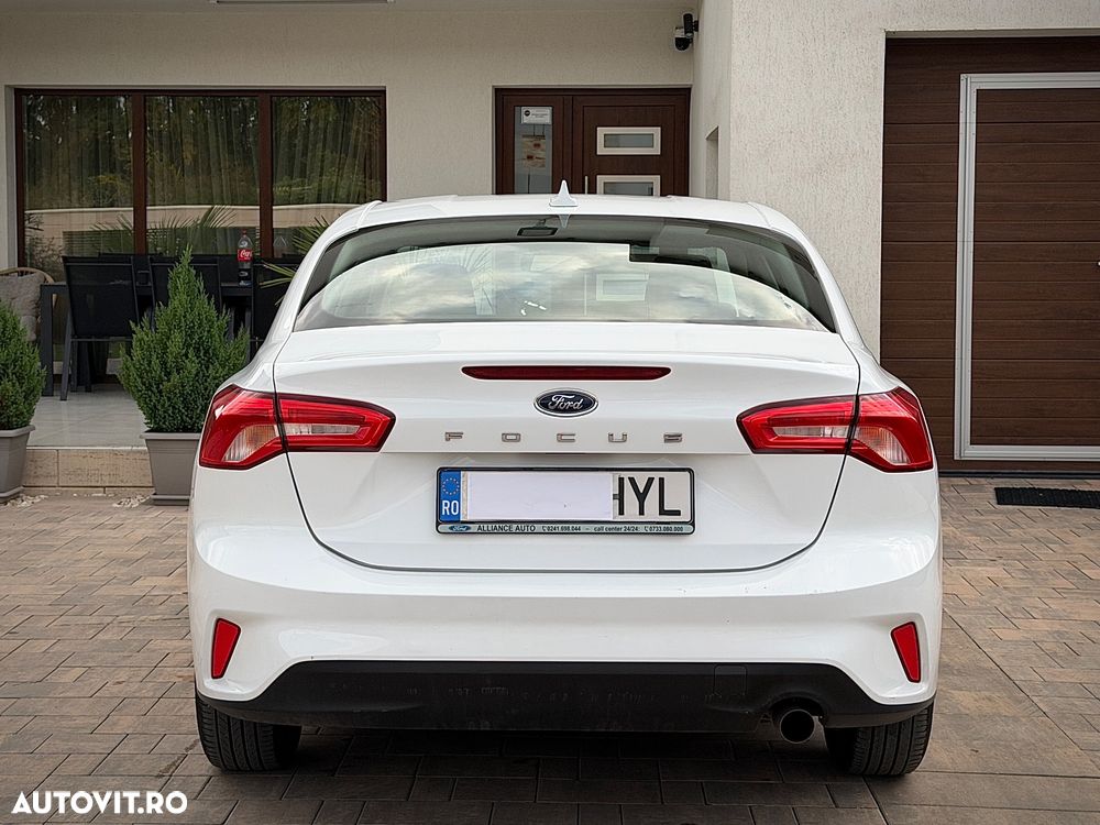 Ford Focus 1.0 EcoBoost Trend Edition - 10