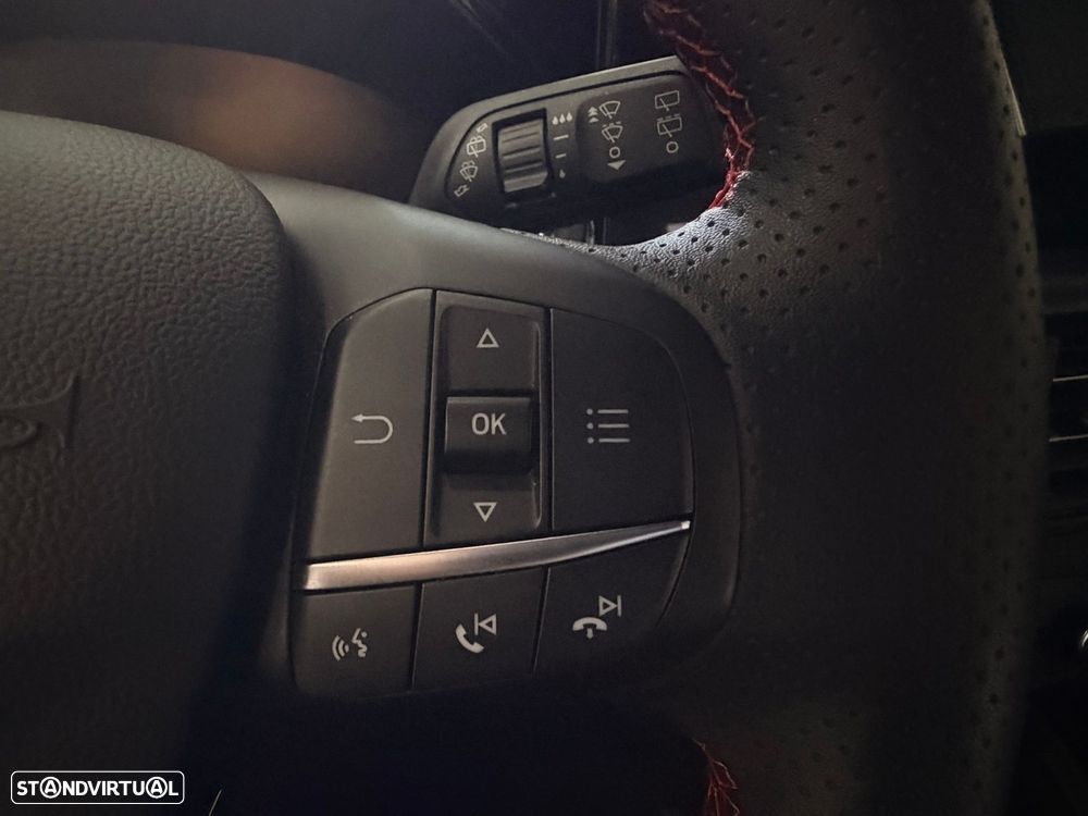 Ford Focus 1.0 EcoBoost MHEV ST-Line - 25