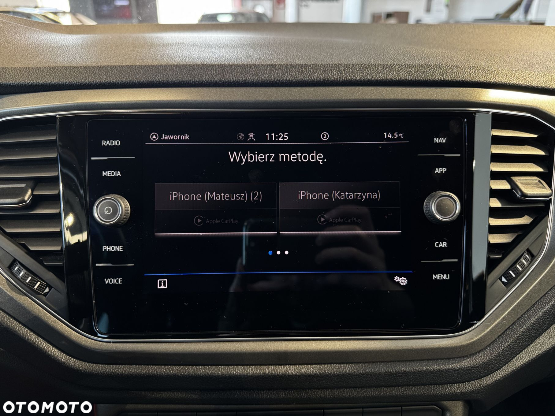 Volkswagen T-Roc - 21
