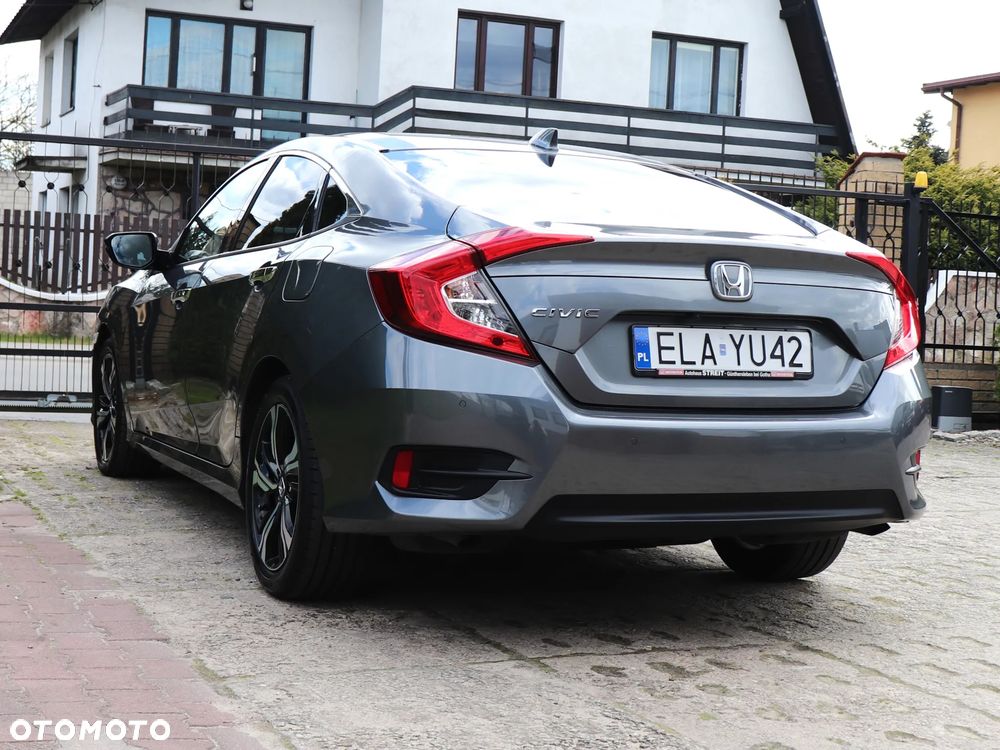 Honda Civic 1.5 i-VTEC Turbo CVT Prestige - 11
