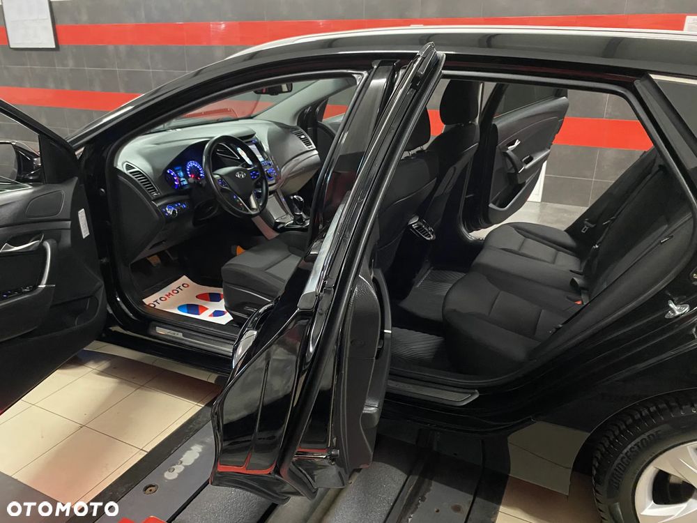 Hyundai i40 1.6 GDI Comfort + - 16