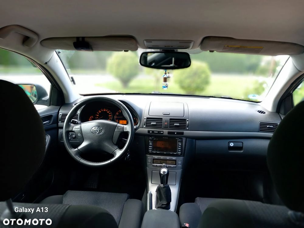Toyota Avensis 2.0 VVT-i Travel - 13