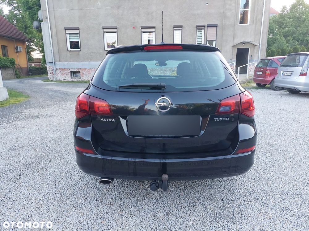 Opel Astra 1.4 Turbo Sports Tourer - 11