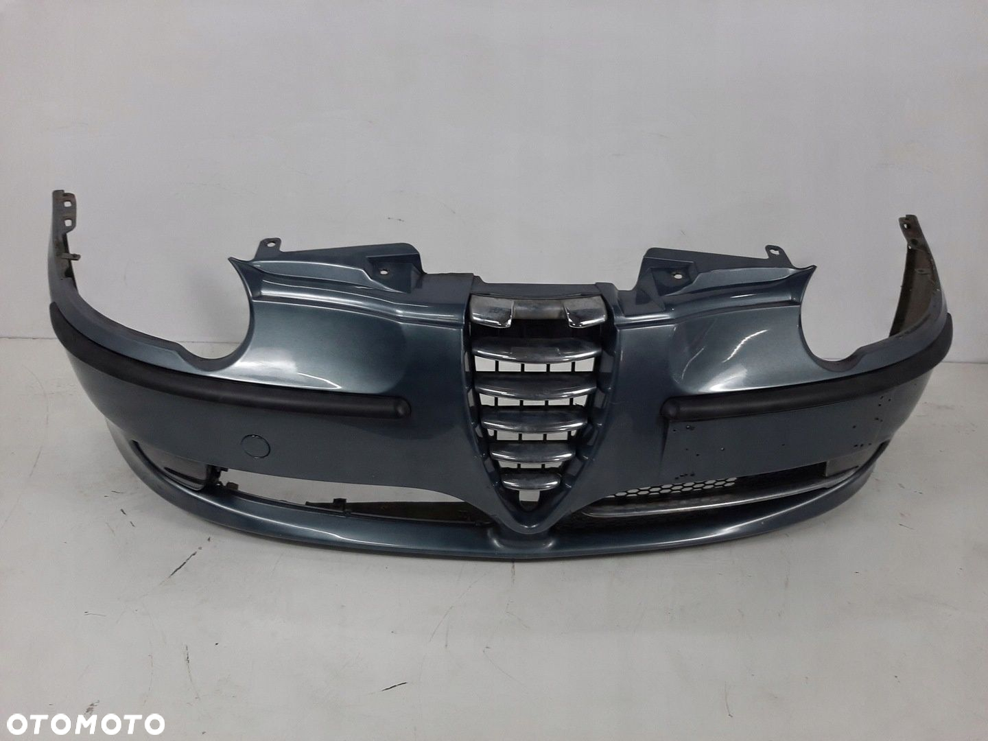 ALFA ROMEO 147 1.6 16V TWIN PARK 04R ZDERZAK PRZOD KOD VR680 73525828 - 2