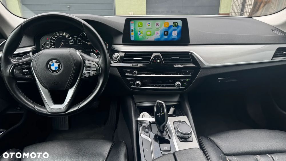 BMW Seria 5 520d xDrive Sport Line sport - 18