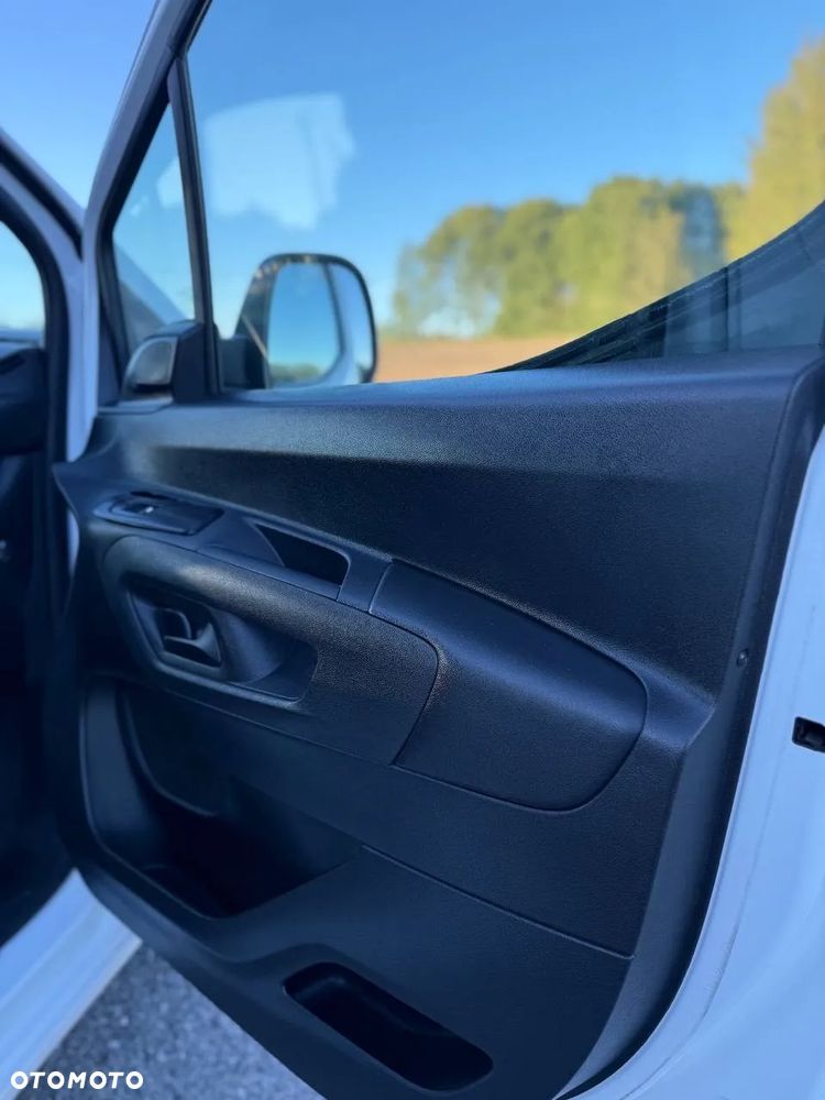 Opel Combo - 17