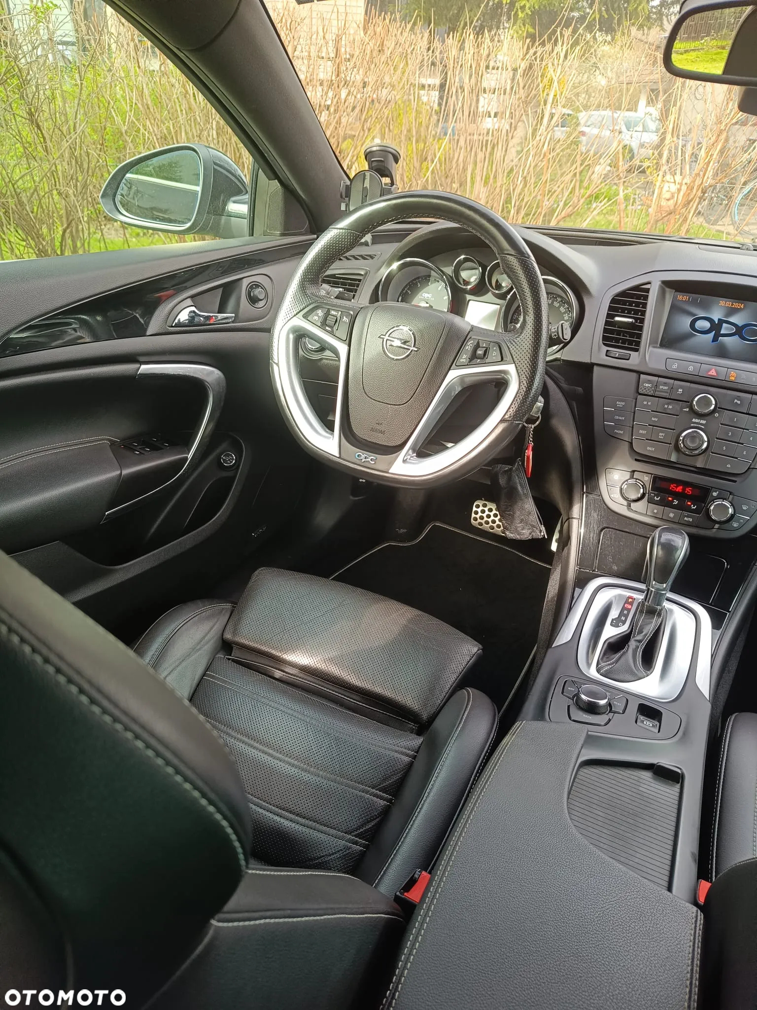 Opel Insignia 2.8 T V6 OPC - 10