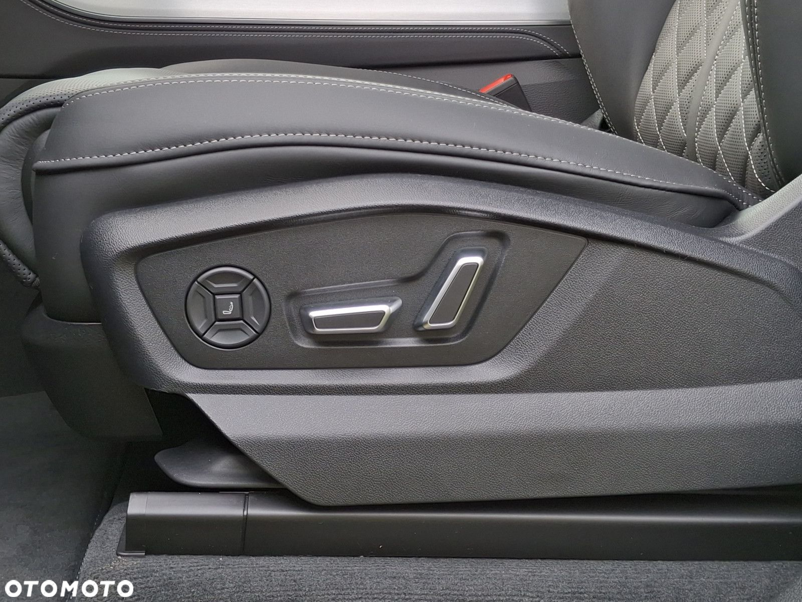 Audi Q8 - 29