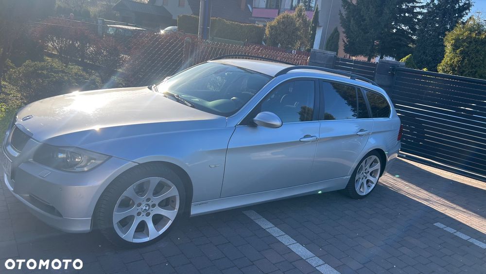 BMW Seria 3 330d - 2