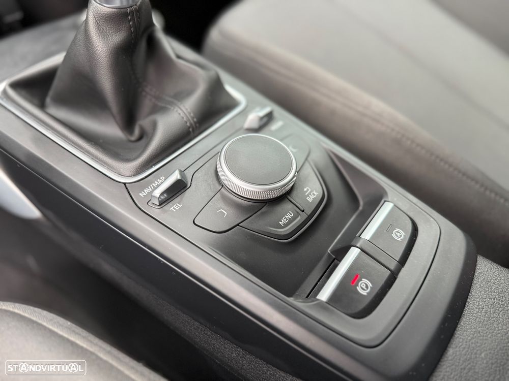 Audi Q2 30 TFSI Design - 14