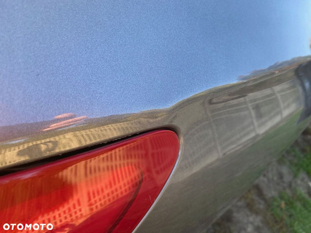 MERCEDES cla 117 cwiartka tylna prawa kolor 787 - 2