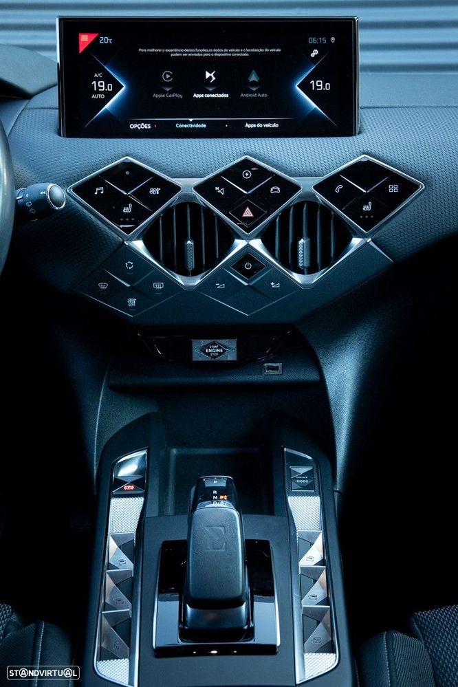 DS DS3 Crossback E-Tense Roofs of Paris - 23