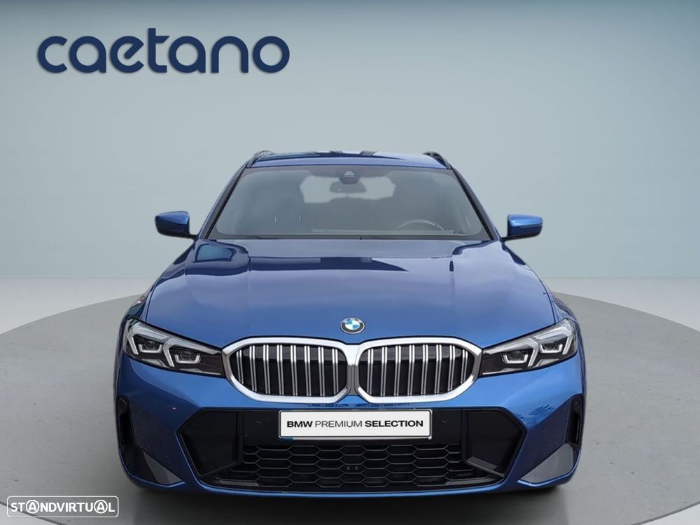 BMW 320 d Pack Desportivo M Auto - 2