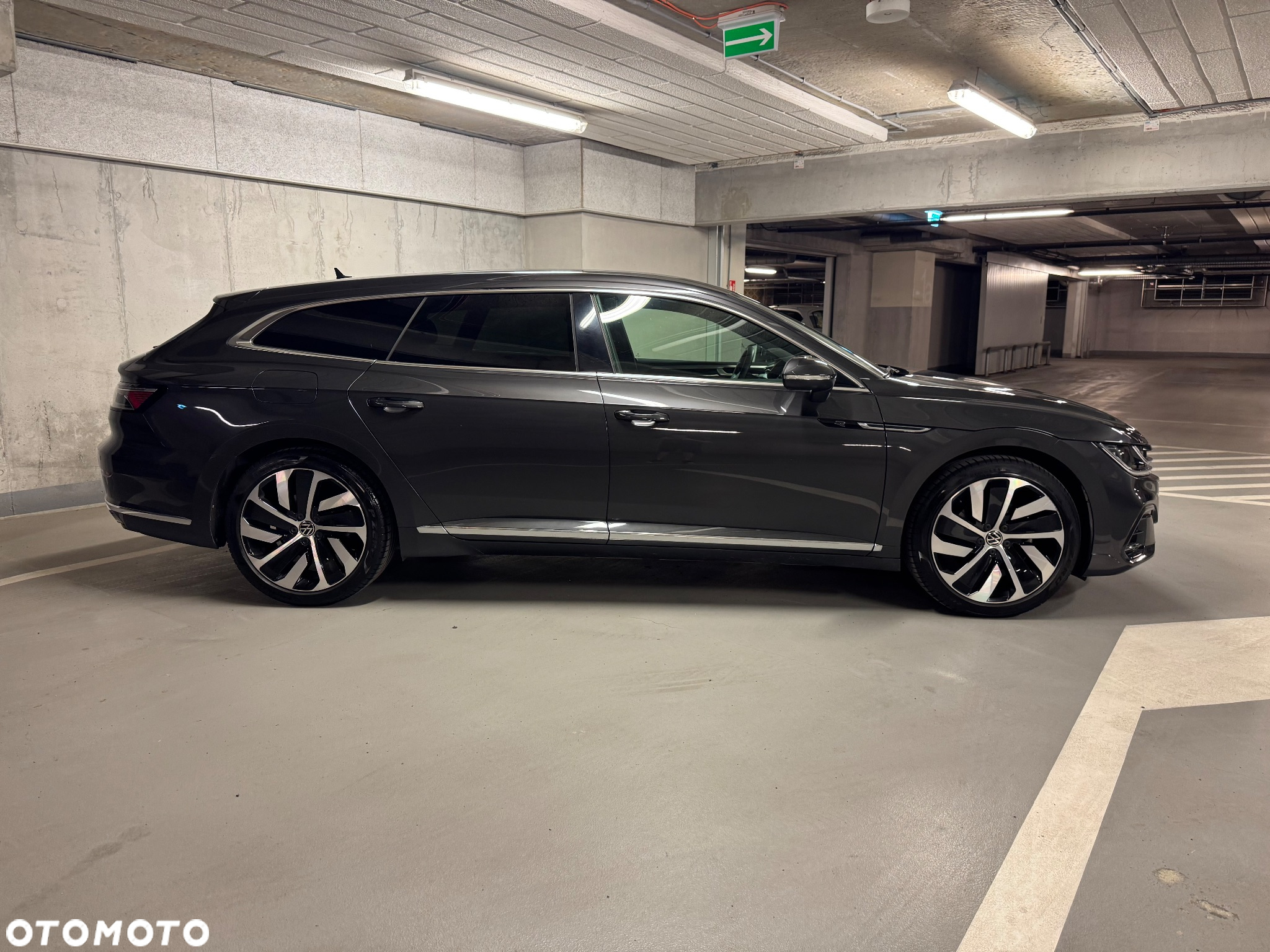 Volkswagen Arteon 2.0 TSI R-Line DSG - 9