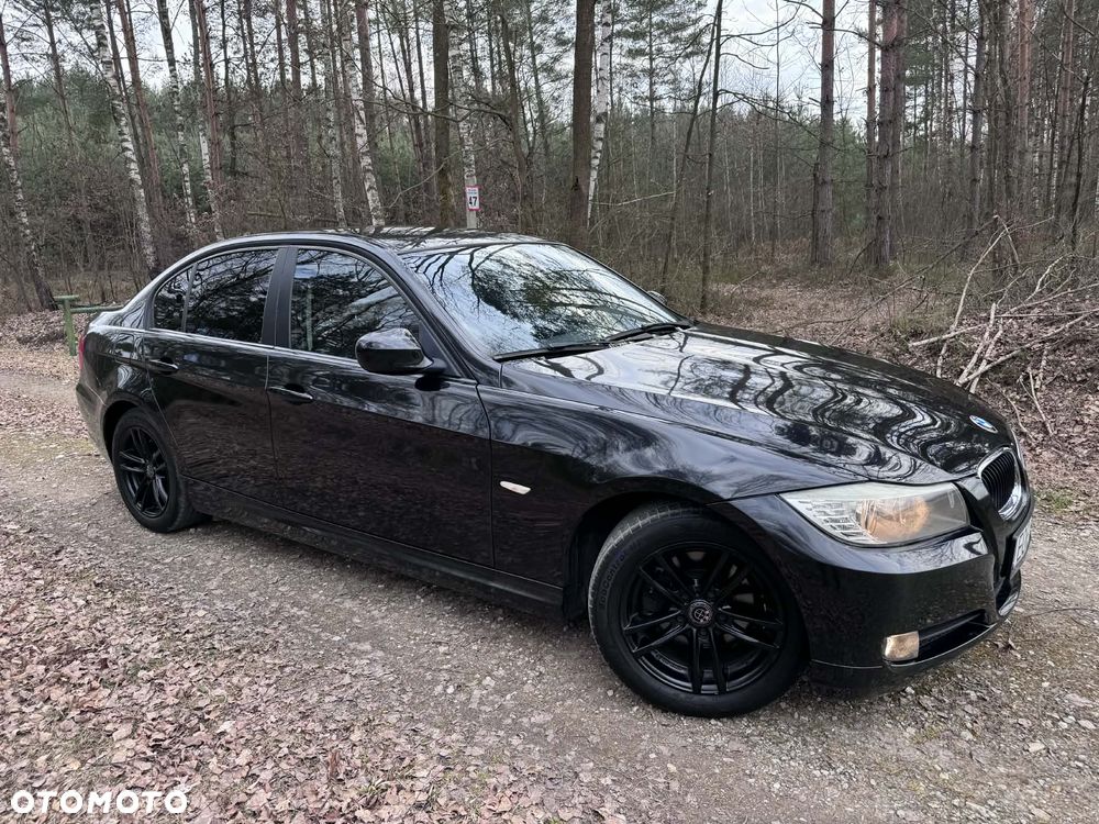 BMW Seria 3 318i - 5