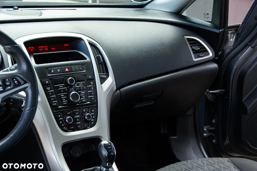 Opel Astra 1.4 Turbo Style - 29
